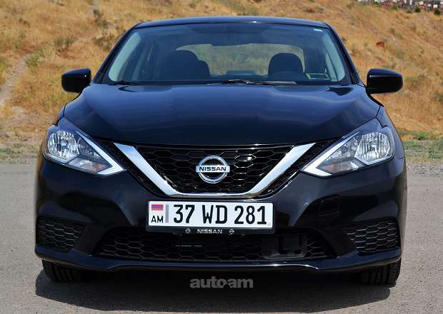 Nissan Sentra 2019 — photo 2