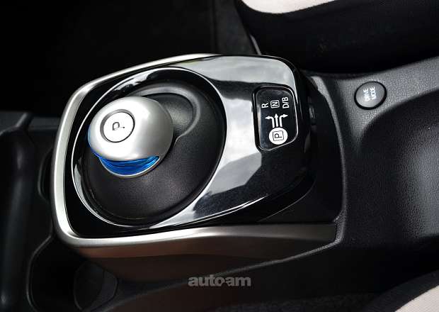 Nissan Note 2018 — լուսանկար 8