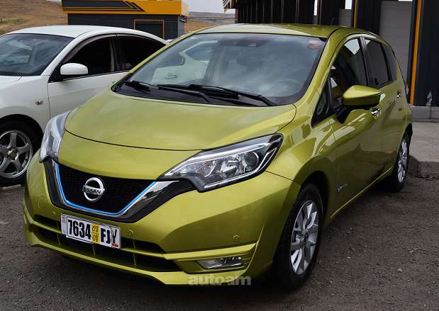 Nissan Note 2018 — լուսանկար 1