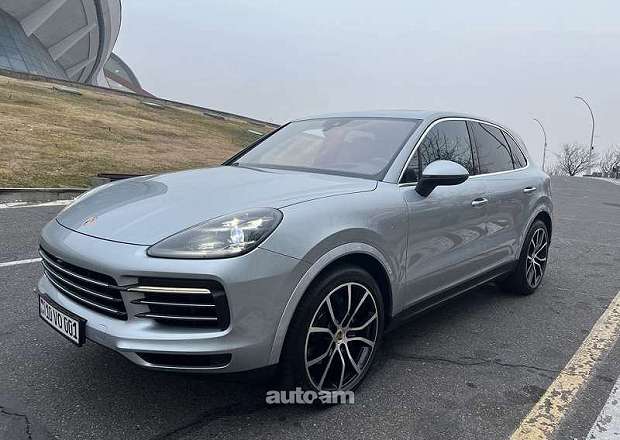Porsche Cayenne 2019 — фото 1