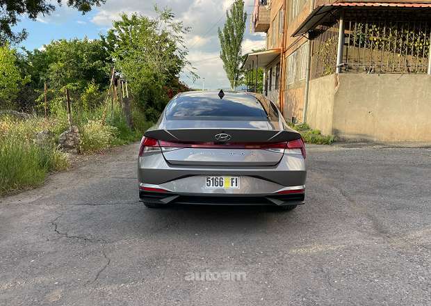 Hyundai Elantra 2021 — լուսանկար 6