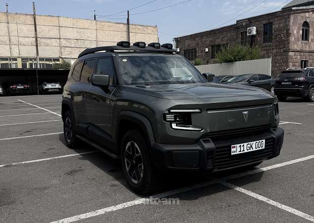 Changan Deepal G318
