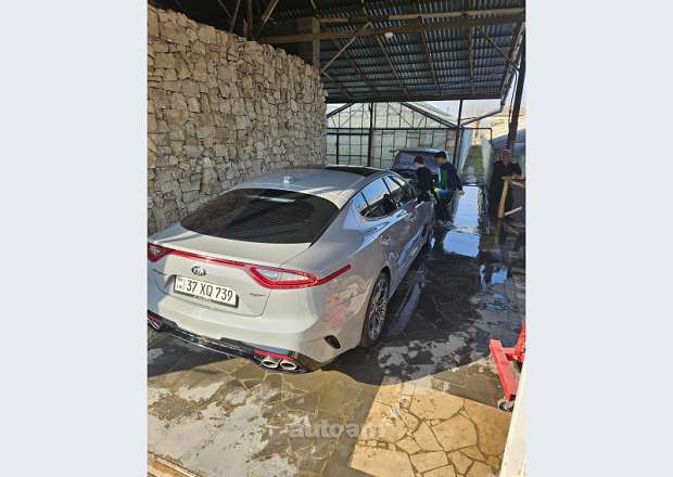 Kia Stinger 2018 — լուսանկար 5