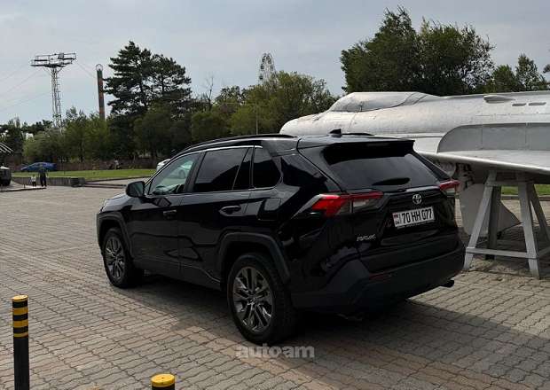 Toyota Rav 4 2021 — photo 6