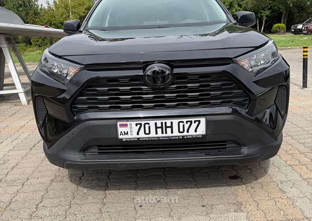 Toyota Rav 4 2021 — photo 1