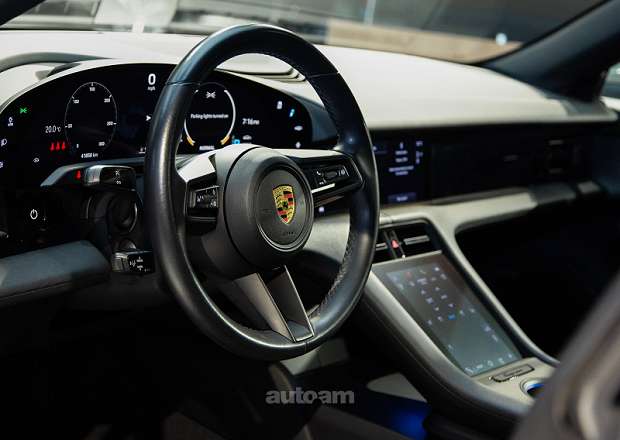 Porsche Taycan
