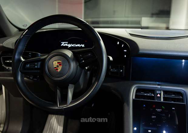Porsche Taycan