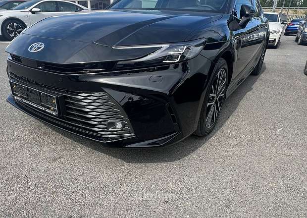 Toyota Camry 2026 — լուսանկար 1