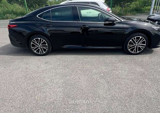 Toyota Camry 2026 — լուսանկար 7