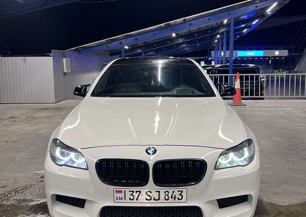 BMW 550 2012 — լուսանկար 1