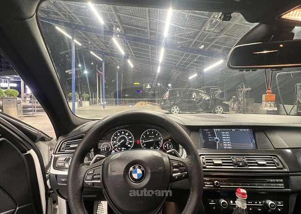 BMW 550 2012 — լուսանկար 8