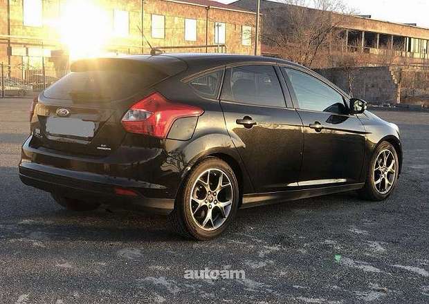 Ford Focus 2014 — լուսանկար 3