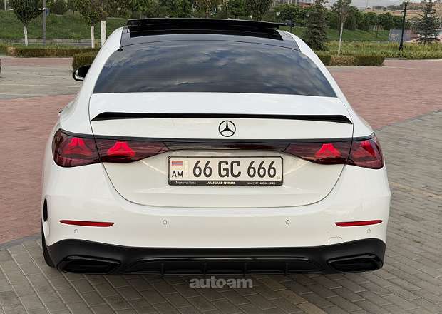 Mercedes-Benz E 300 2024 — լուսանկար 4