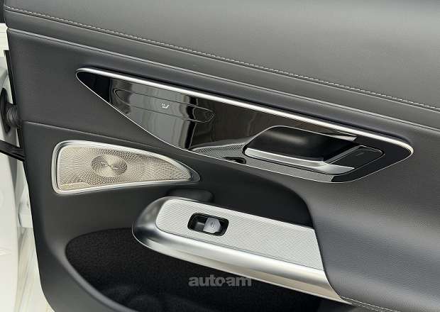 Mercedes-Benz E 300 2024 — լուսանկար 9