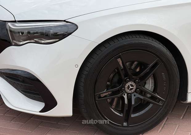 Mercedes-Benz E 300 2024 — լուսանկար 6