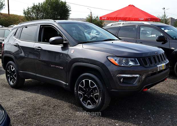 Jeep Compass 2020 — լուսանկար 3