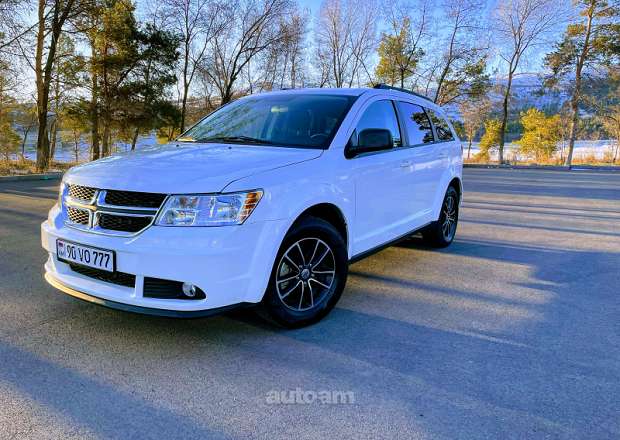 Dodge Journey 2018 — լուսանկար 1