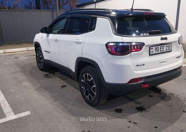 Jeep Compass 2020 — լուսանկար 2