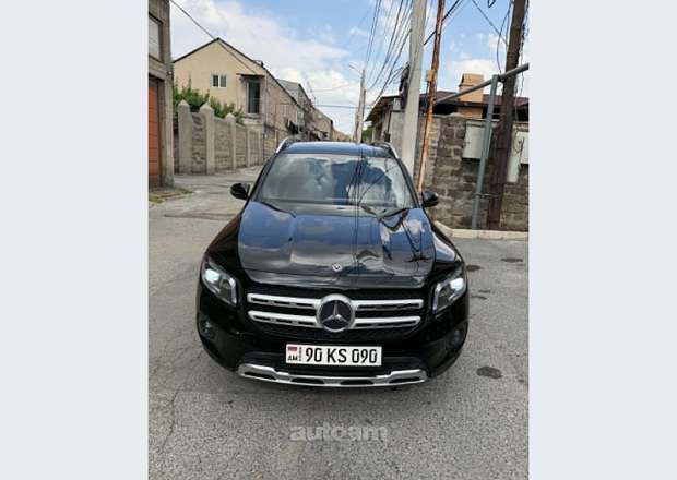 Mercedes-Benz GLB 250
