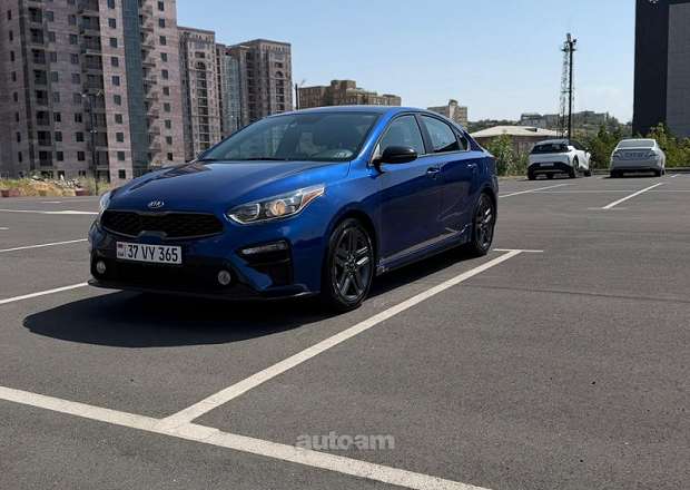 Kia Forte 2021 — photo 1