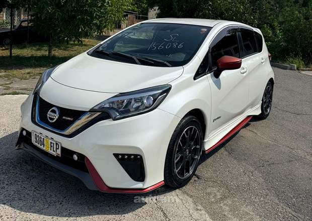 Nissan Note 2017 — լուսանկար 1