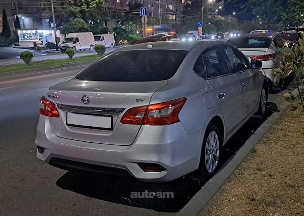 Nissan Sentra 2019 — լուսանկար 4
