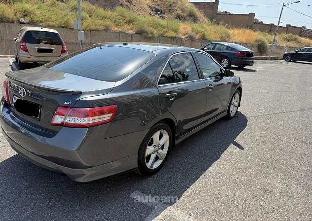 Toyota Camry 2010 — լուսանկար 3