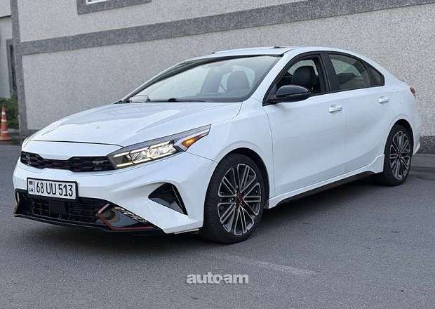 Kia Forte 2022 — լուսանկար 1