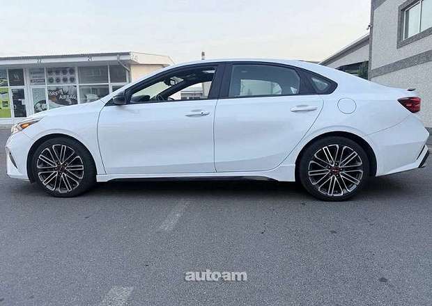 Kia Forte 2022 — լուսանկար 6