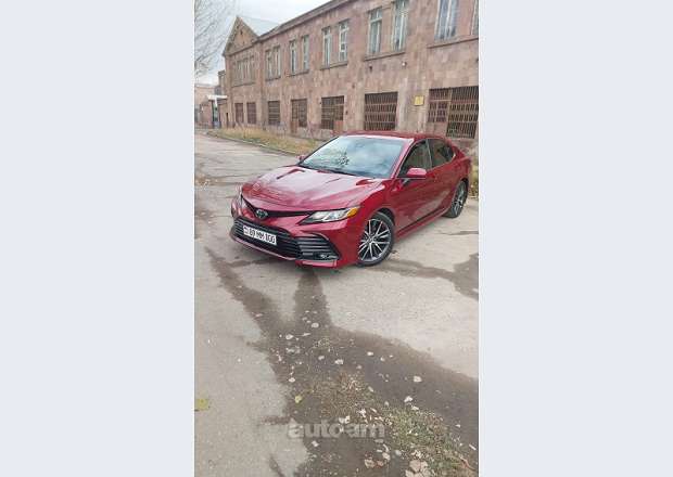 Toyota Camry 2019 — լուսանկար 6