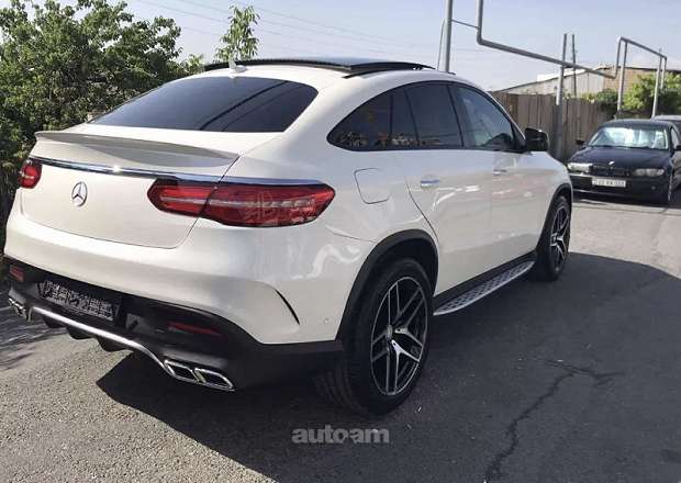 Mercedes-Benz GLE 400 2016 — photo 1
