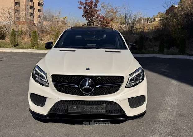 Mercedes-Benz GLE 400 2016 — photo 3