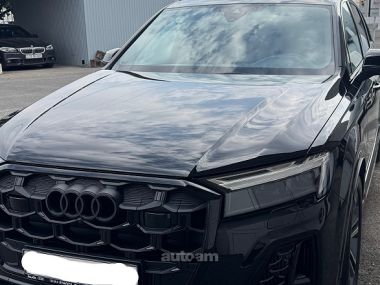 Audi Q7  2024 