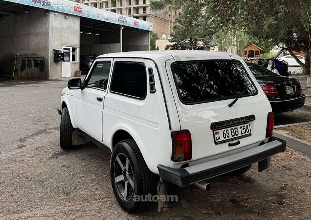 VAZ (Lada) 2121 NIVA (4x4) 2008 — լուսանկար 3