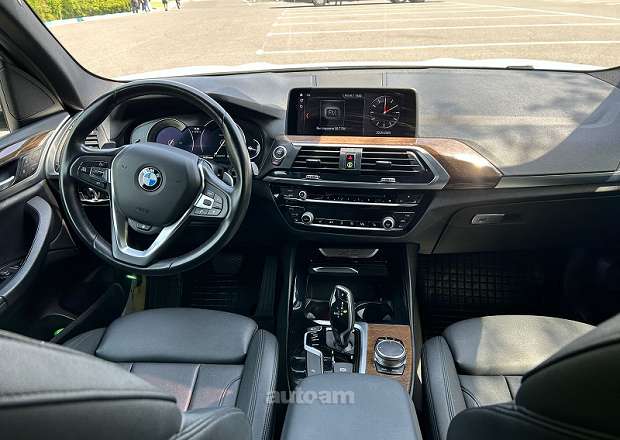 BMW X3 2019 — լուսանկար 11