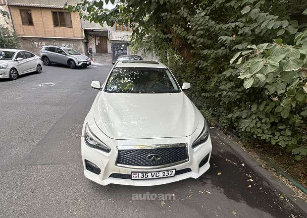 Infiniti Q50