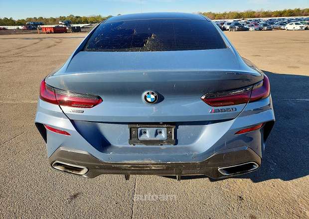 BMW 840