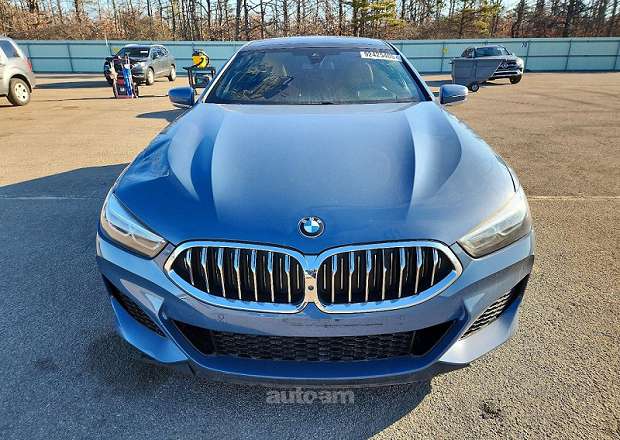 BMW 840