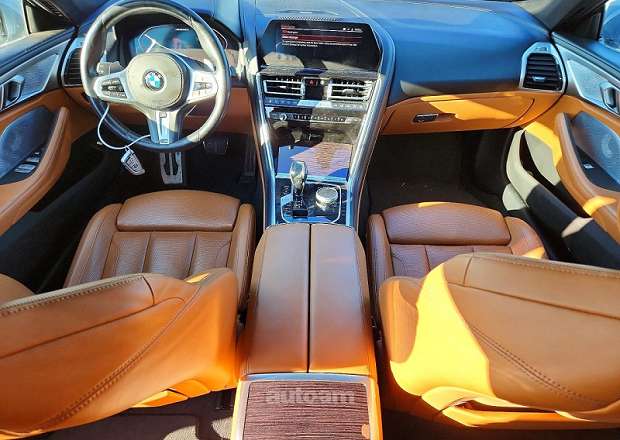 BMW 840