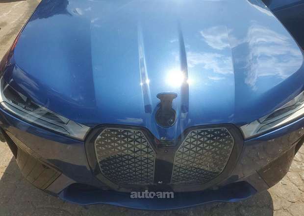 BMW iX