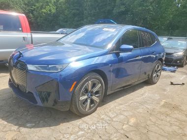 BMW iX  2024 