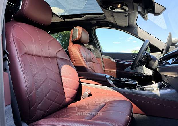 BMW 760 2023 — լուսանկար 11