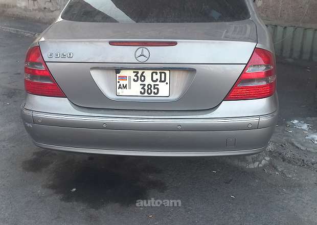 Mercedes-Benz E 320 2004 — photo 8