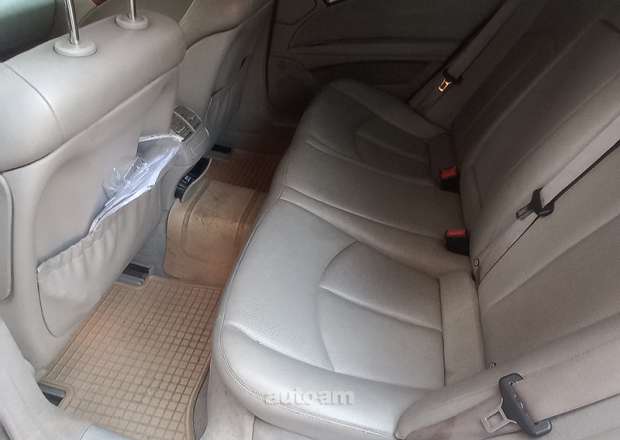 Mercedes-Benz E 320 2004 — photo 3