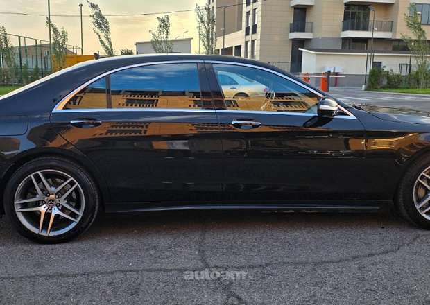 Mercedes-Benz S 450