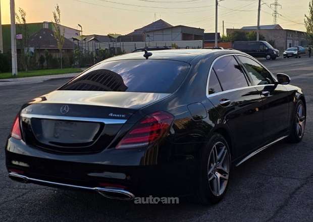 Mercedes-Benz S 450