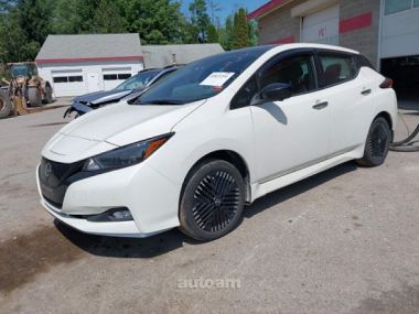 Nissan Leaf  2025 