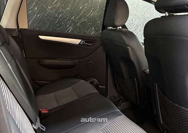 Mercedes-Benz B 200 2006 — լուսանկար 9