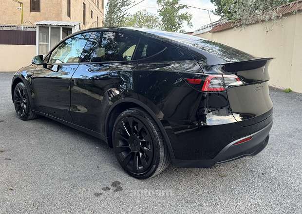 Tesla Model Y 2022 — լուսանկար 4