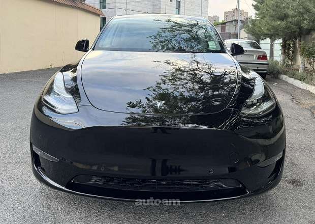 Tesla Model Y 2022 — լուսանկար 2